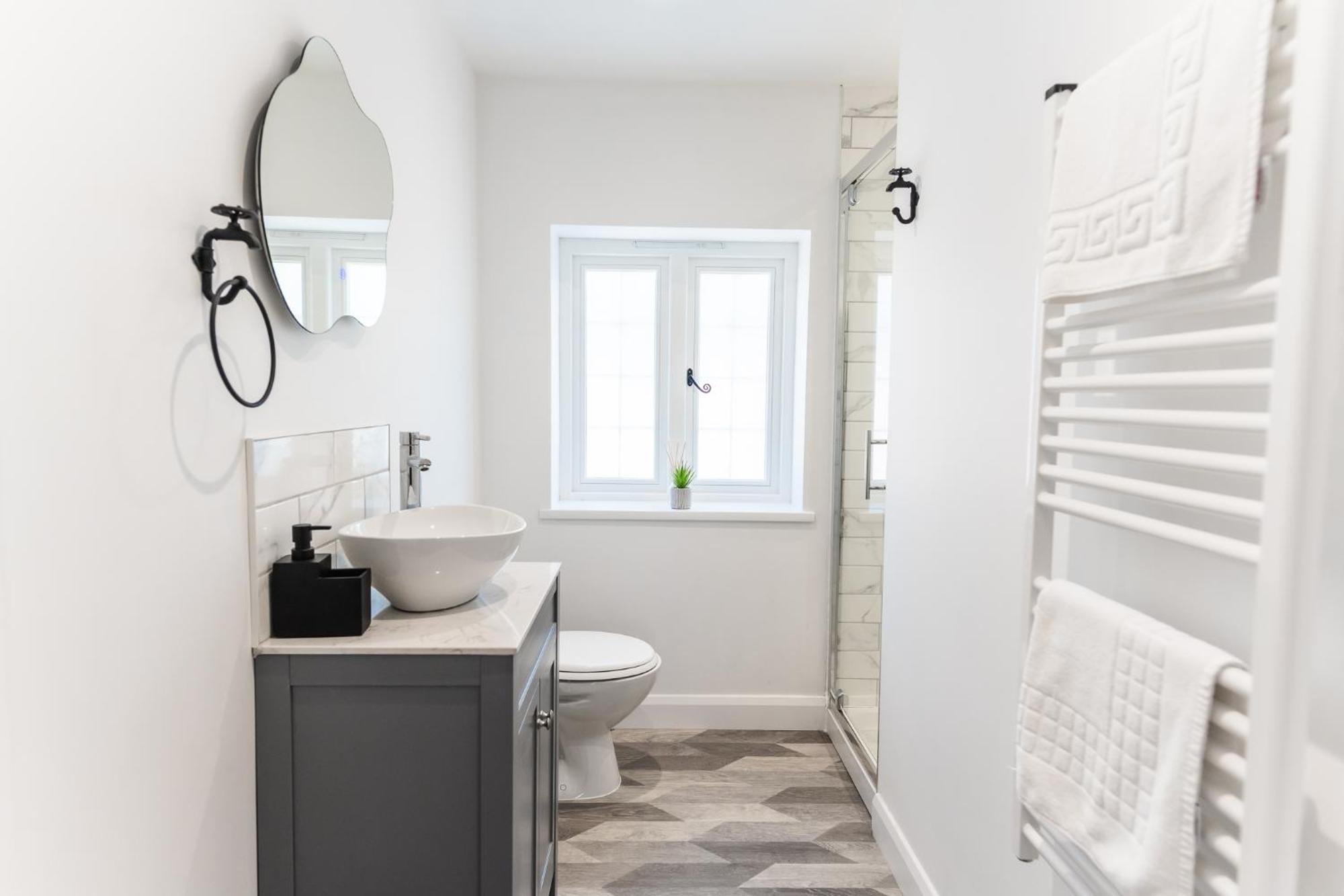 Cosy 2-Bed Apartment In Nettleham ลินคอล์น ภายนอก รูปภาพ