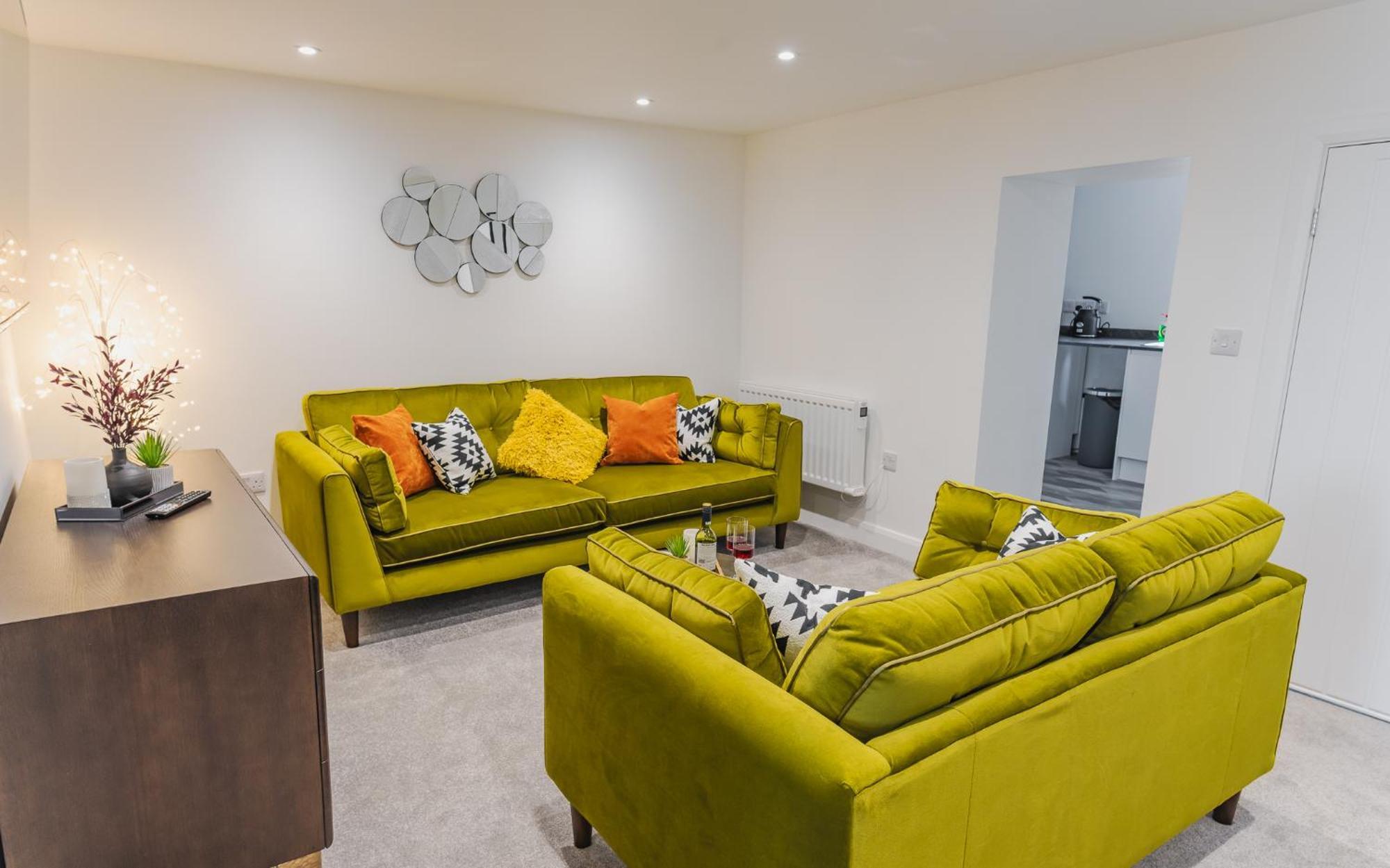 Cosy 2-Bed Apartment In Nettleham ลินคอล์น ภายนอก รูปภาพ